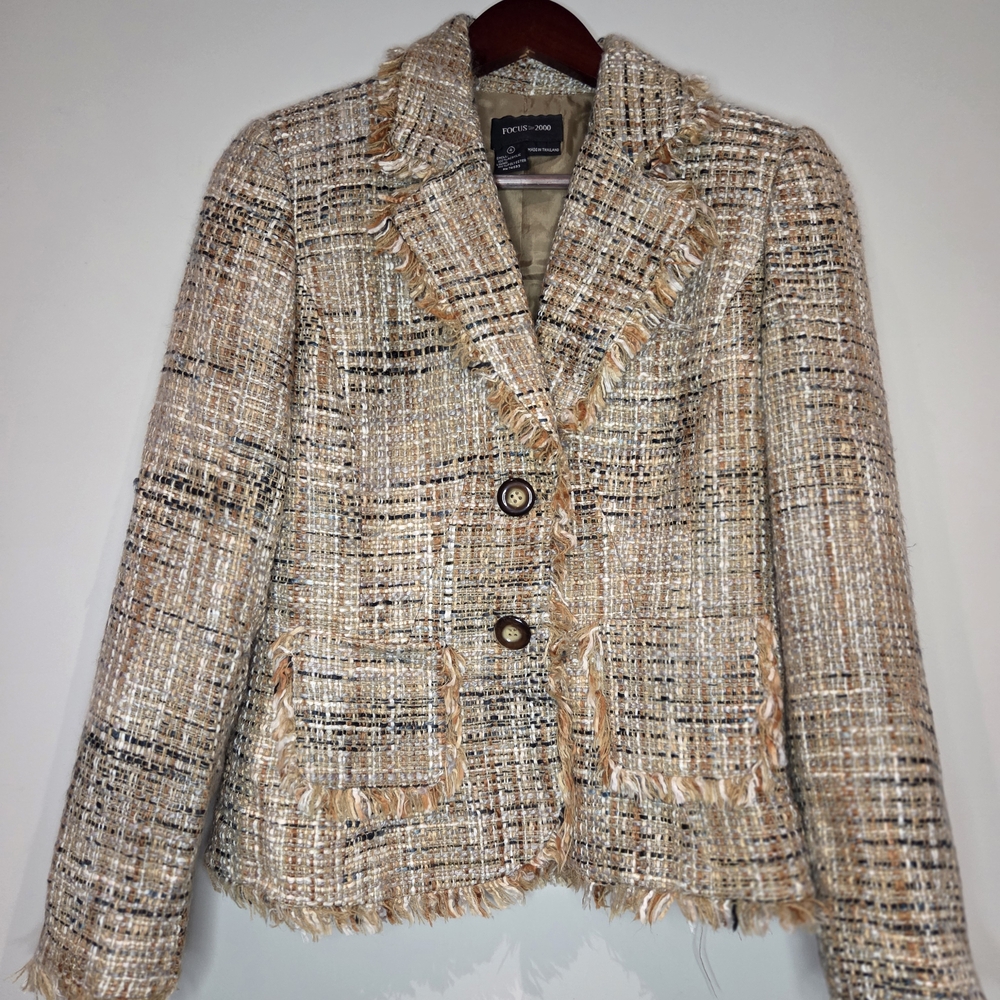 Focus 2000 Tweed Skirt Suit - Picture 3 of 9